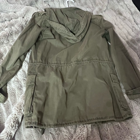 Talula trooper jacket from Aritzia - Picture 7 of 7